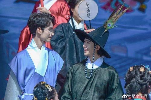 汉服模特吃瓜视频在线