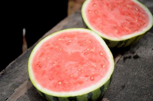 新农人吃瓜视频,揭秘农村生活新风尚