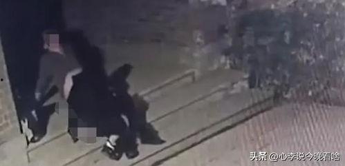 军人吃瓜视频完整版,揭秘军营里的欢乐时光